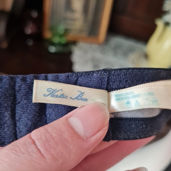 Beautiful Navy Blue and Pink Floral Lightly Lined Bra by Aerie size 32B - Picture 6 of 7